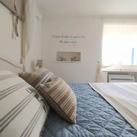 Dimora Mediterranea Bed & Breakfast *