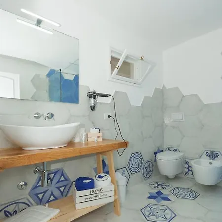 Dimora Mediterranea 4*