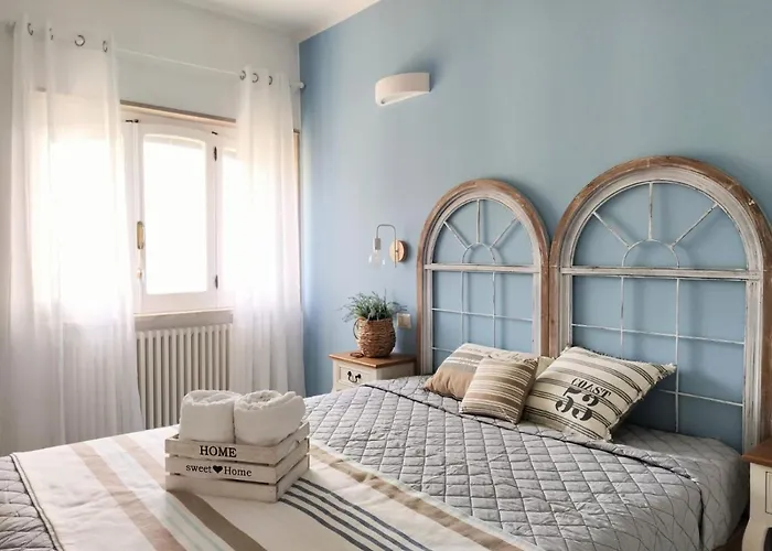 Dimora Mediterranea Bed and Breakfast 4*