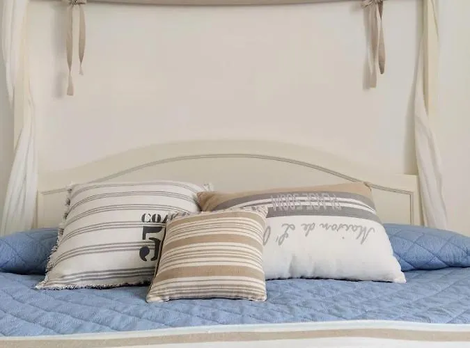 Dimora Mediterranea Bed and Breakfast